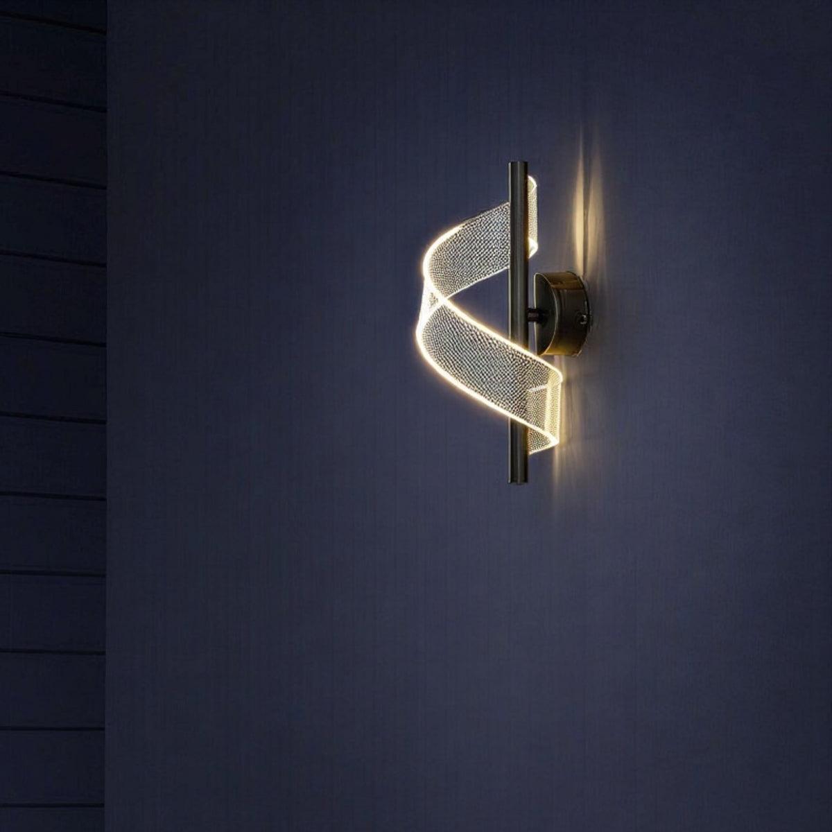Decorative Wrapped Spiral Ribbon Patterned Wall Lamp