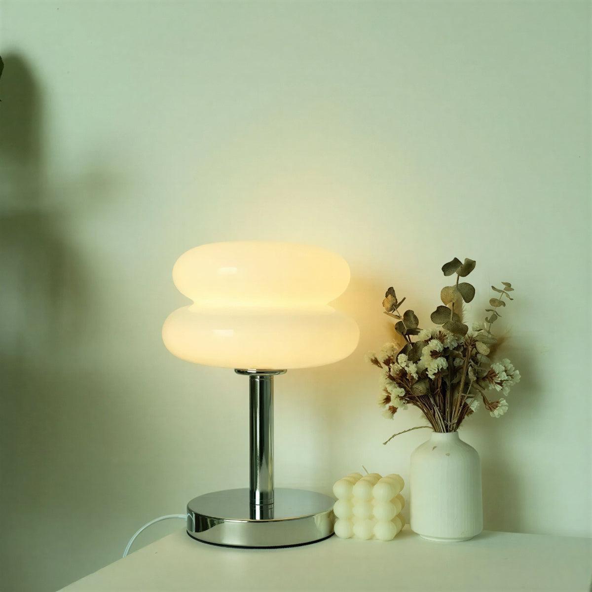 Retro Bauhaus Styled Table Lamp With Adjustable Brightness