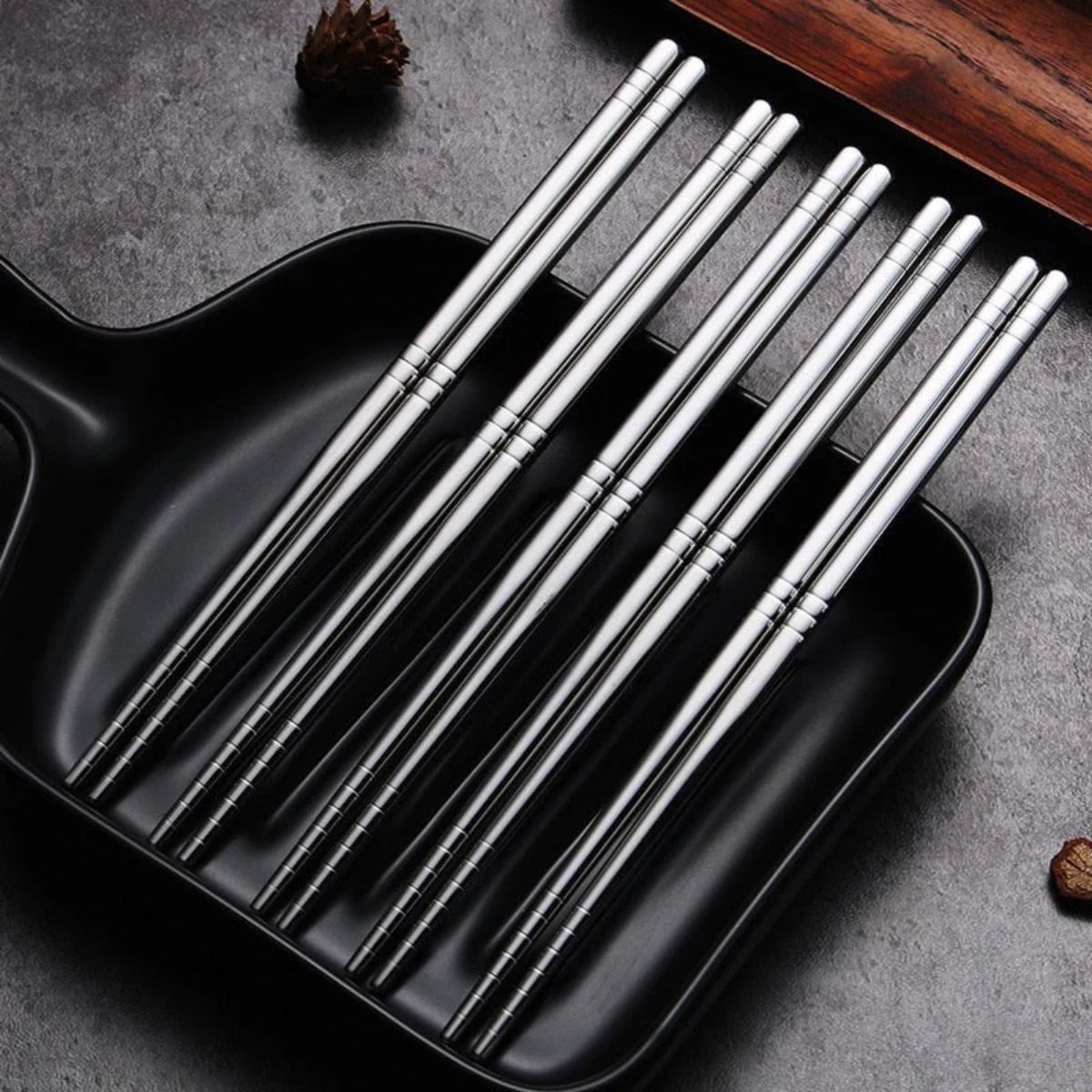 Reusable Metal Chopsticks Set With 5 Pairs