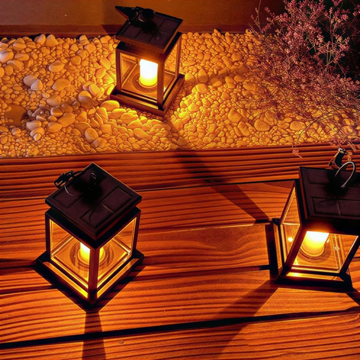 Vintage Styled Solar Power Garden Lantern Light