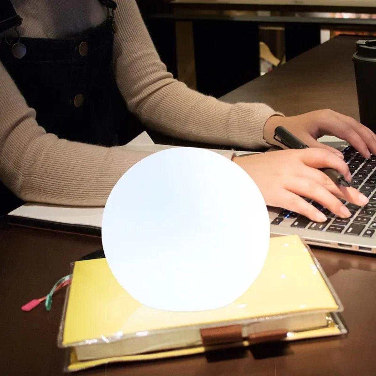 Globe Bedside Table Lamp With Rechargeable And Remote Control Dimming