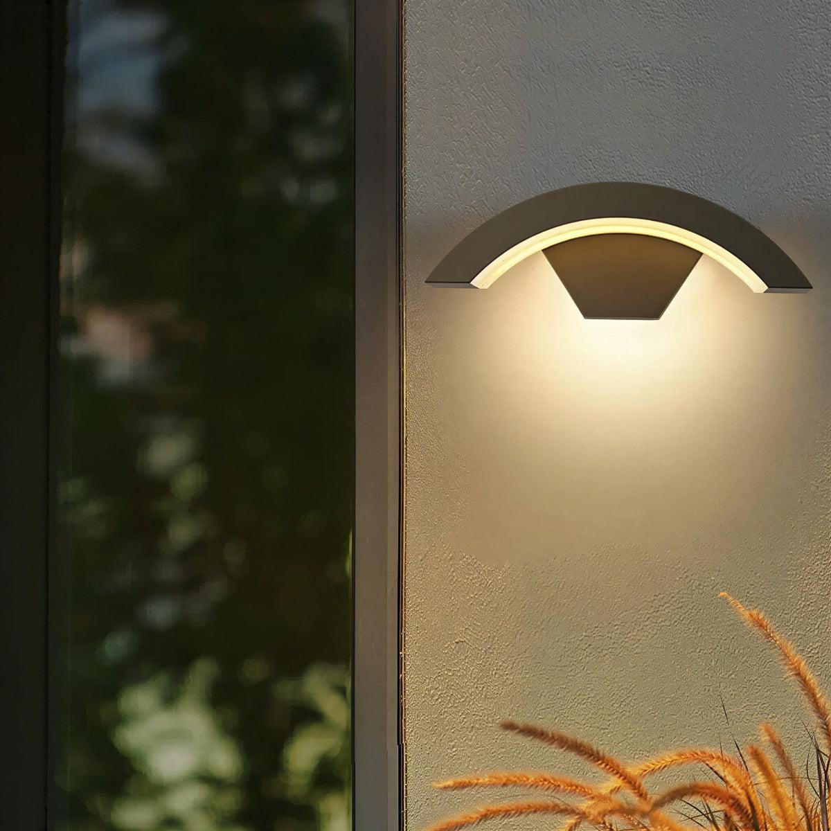 Modern Arched Outdoor Wall Light With Water Tight Design