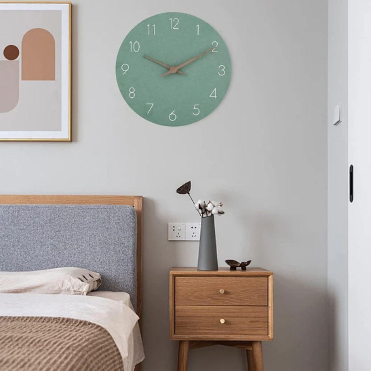 Modern Silent Wall Clock With Quiet Quartz Movement