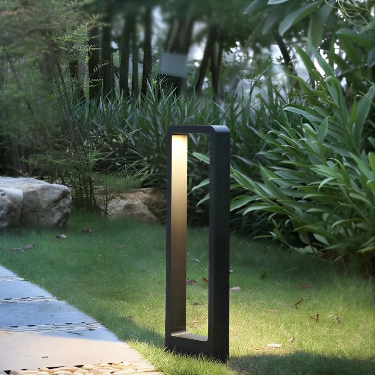 Outdoor Minimalist Rectangular Frame Solar Powered Garden Light For Pathway
