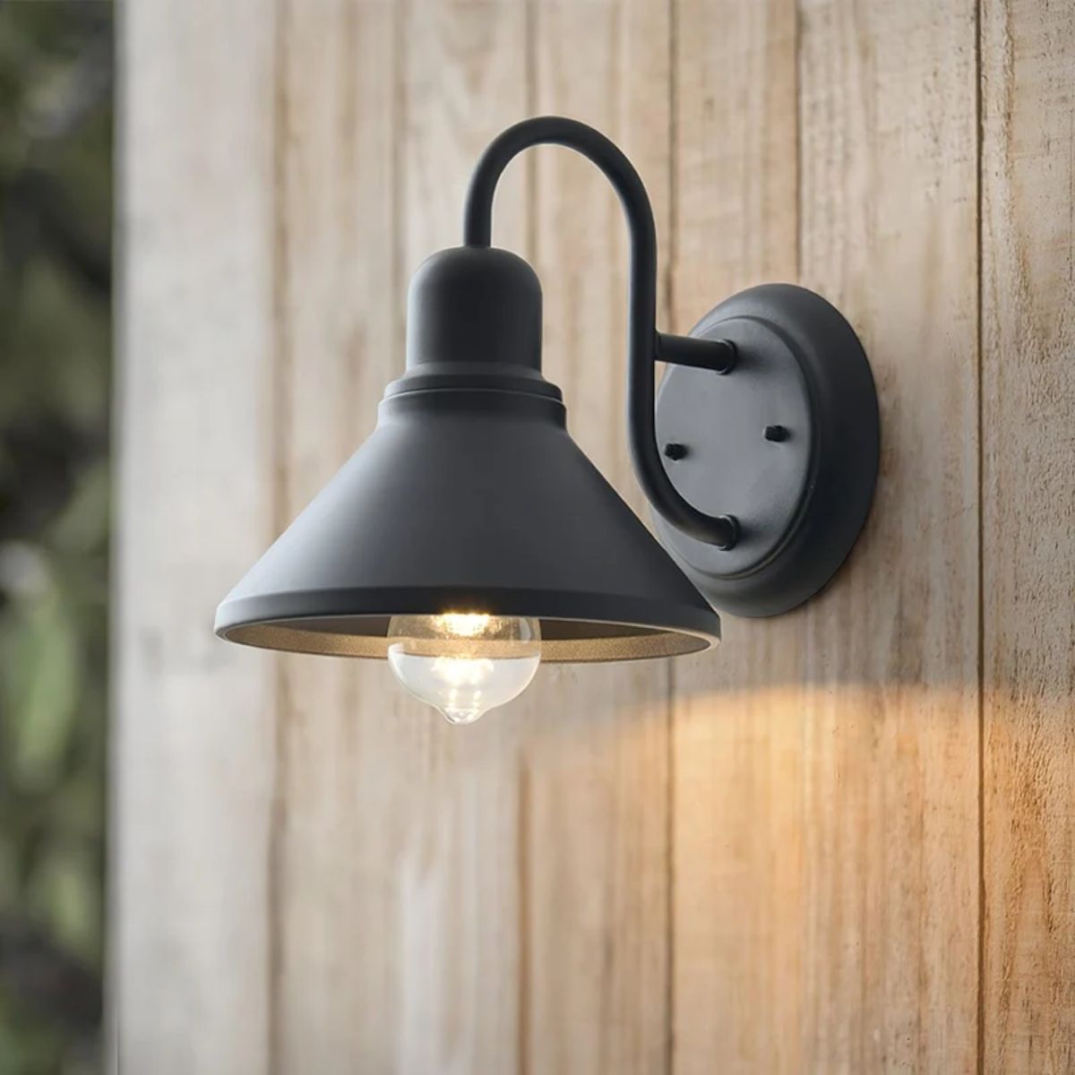 Outdoor Vintage Barn Wall Lantern With Gooseneck Arm Shade