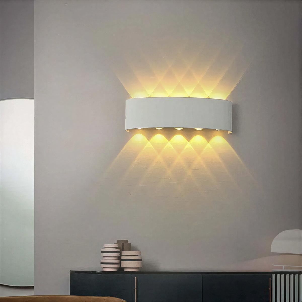 Outdoor Wall Light With Modern Symmetrical Facade Beam Design