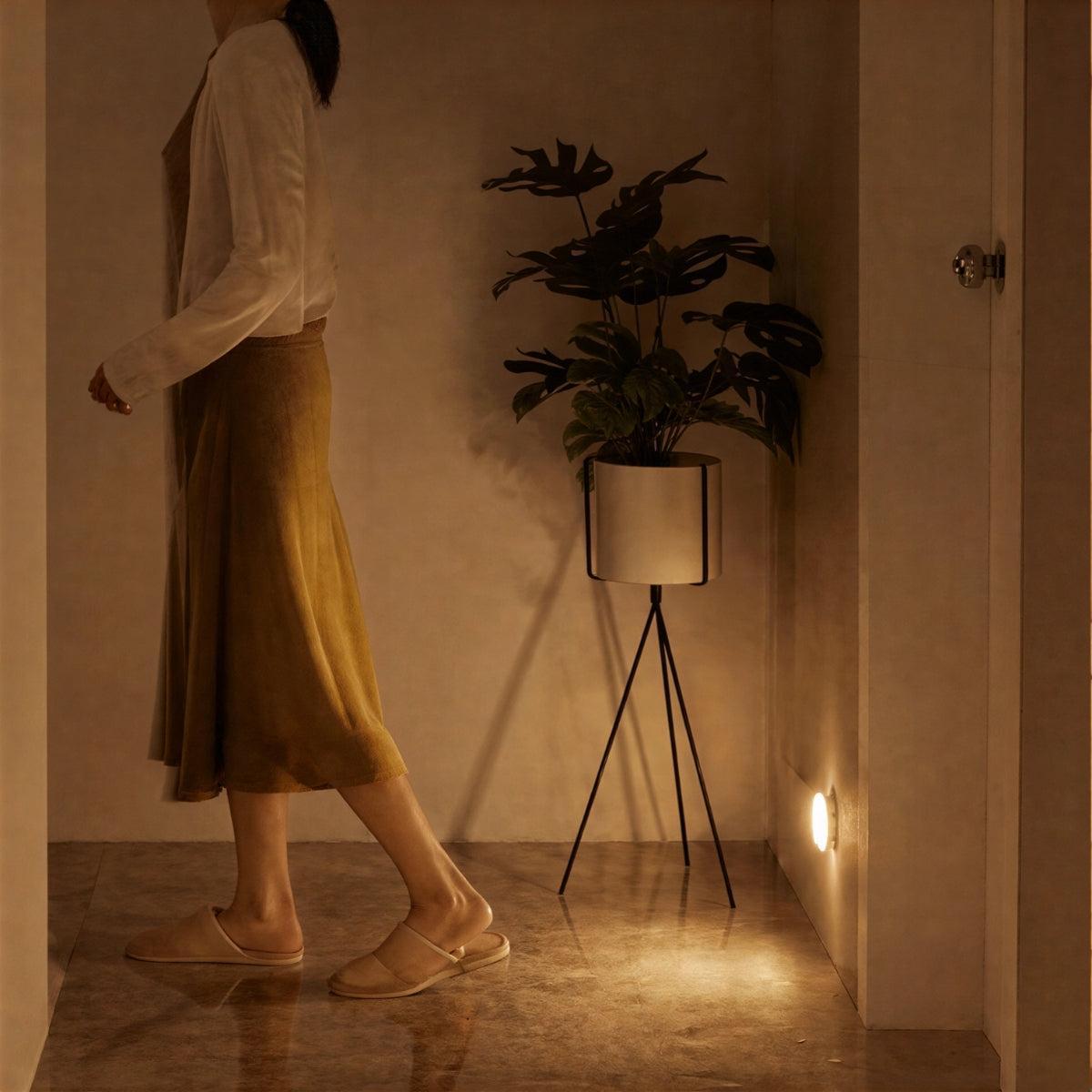 Rechargeable Indoor Motion Sensor Light With Movement Activated Technology