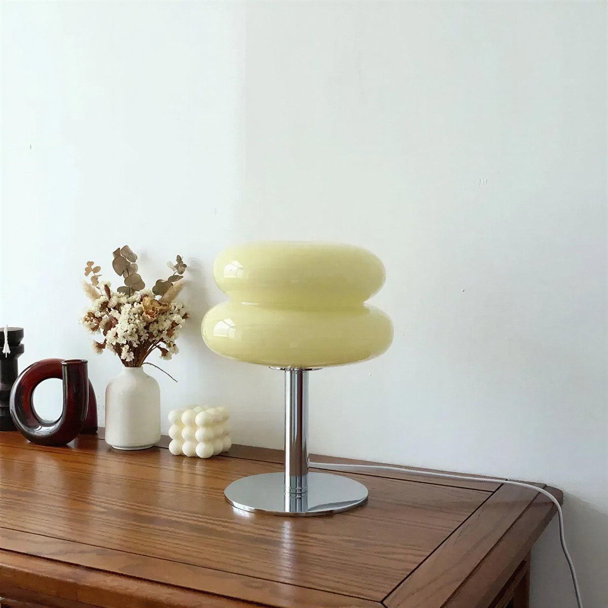 Retro Bauhaus Styled Table Lamp With Adjustable Brightness