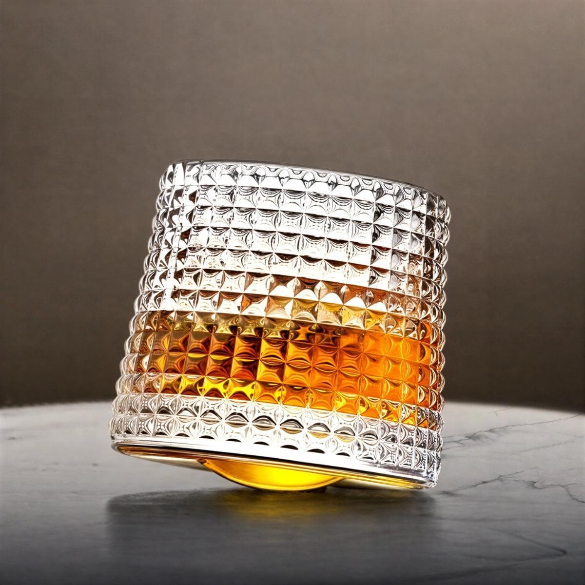 Traditional Japanese Edo Whisky Set With Aerating Rotation Base